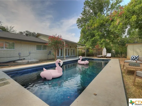 911 Mulberry Ave, New Braunfels, TX 78130