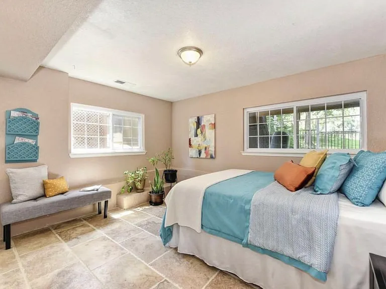 12341 Torrey Pines Dr — Photo 30