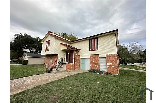 15902 Timber Valley Dr Photo 1