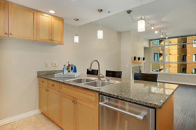 1st image of 1420 Terry Ave Unit 403