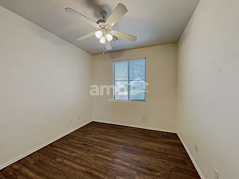 1231 S Amador — Photo 15
