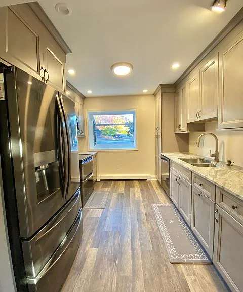 529 Harbor View Ct — Photo 6