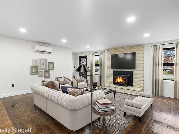 4th image of 195 Barney Ave