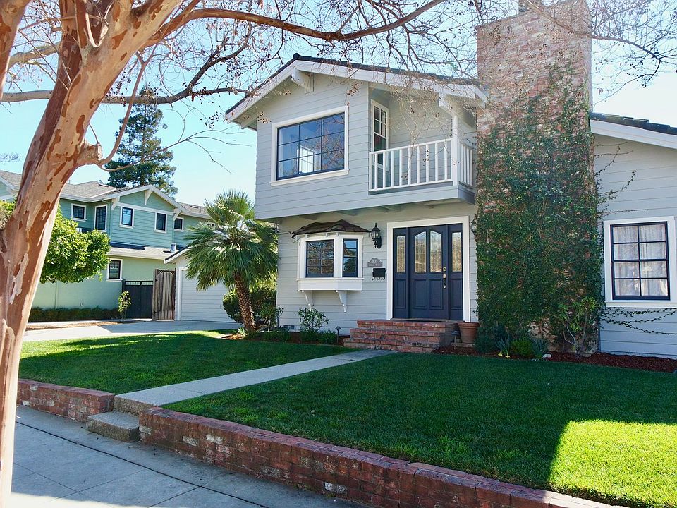 1st image of 1830 McBain Ave