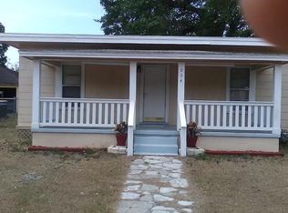 904 Vine Ave, Clearwater, FL 33755