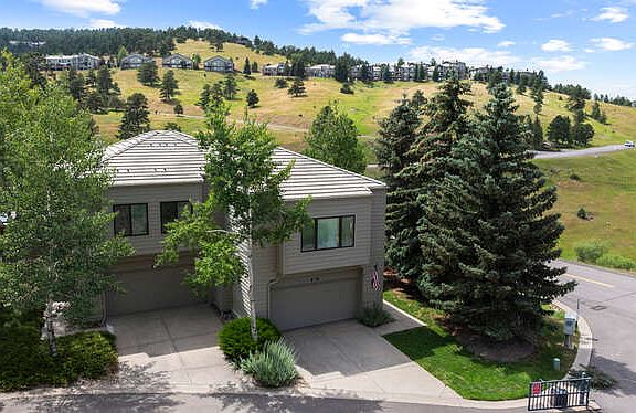 4th image of 661 Trailside Dr