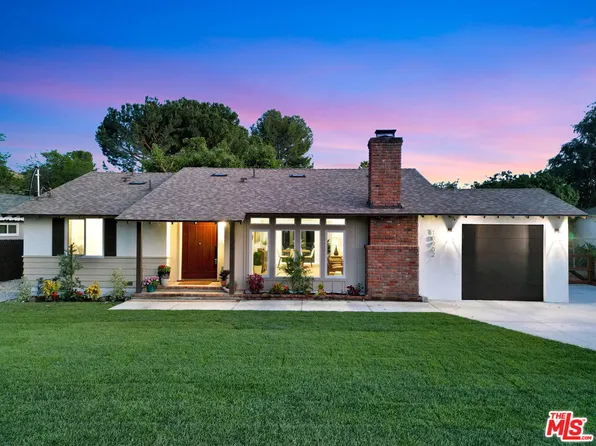 10902 Art St, Sunland, CA 91040