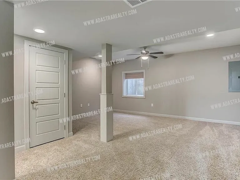 15852 Valley View Dr — Photo 19