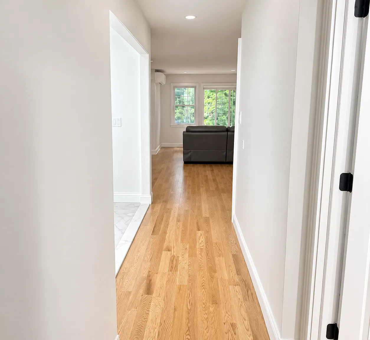 3 bed, 1200 sqft, $3,200 — Photo 3