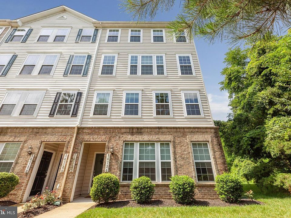 1st image of 14722 Mason Creek Cir Unit 18