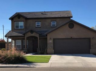 569 Saint Helena Dr, Newman, CA 95360