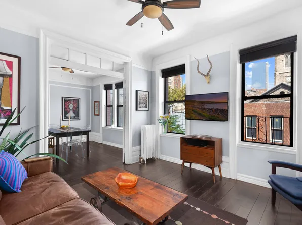 340 West 19th Street image 1 of 6