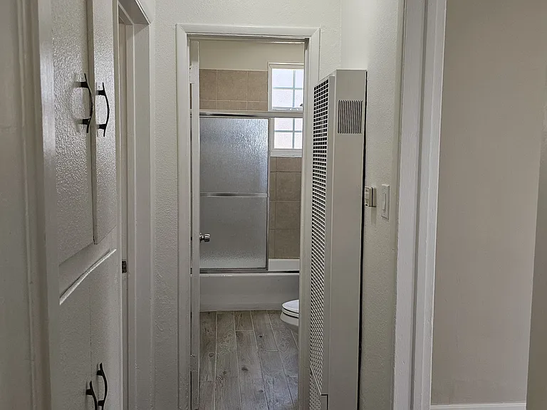 2616 Crestmoore Pl #2616 — Photo 17
