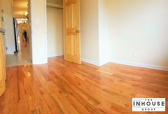 Rented by The InHouse Group | media 11