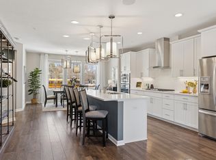 637 Satori Way, Chaska, MN 55318