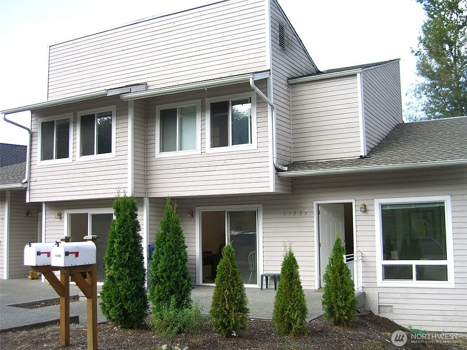 1st image of 13820 SE Newport Way