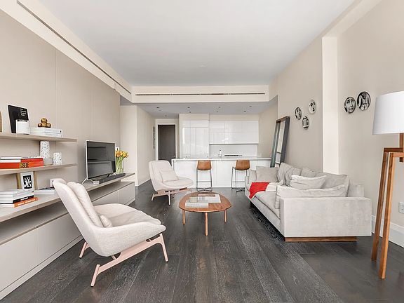 3rd image of 172 Madison Ave #22B