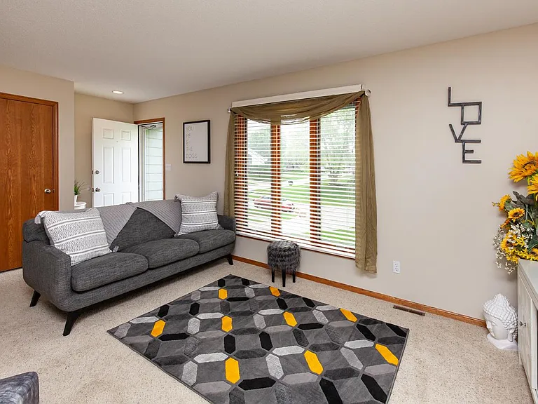 14743 Summit Dr — Photo 8