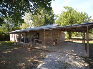 755 N Double Springs Rd, Fayetteville, AR 72704