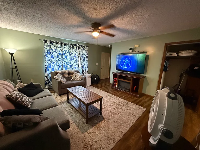 200-275 Galavotti Pl — Photo 3