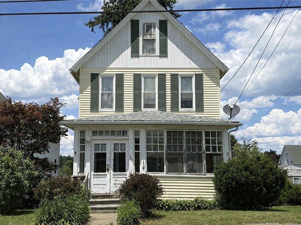 1st image of 323 Bayard St