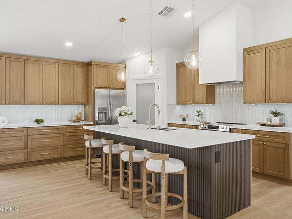 5th image of 19007 N ALOE Court