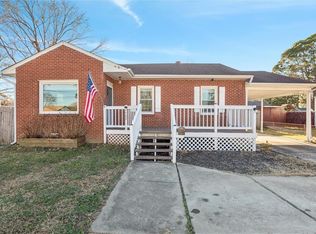 702 Sedgefield Dr, Newport News, VA 23605