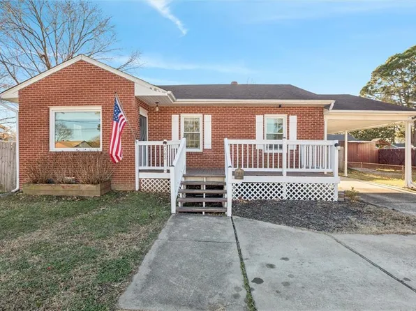 702 Sedgefield Dr, Newport News, VA 23605