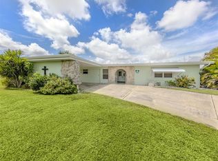 2500 Aquilos Ct, Pt Charlotte, FL 33952