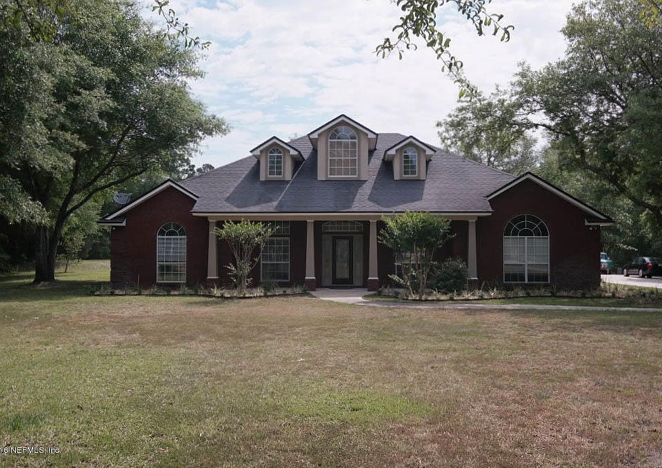 2nd image of 96650 Sweetbriar Ln
