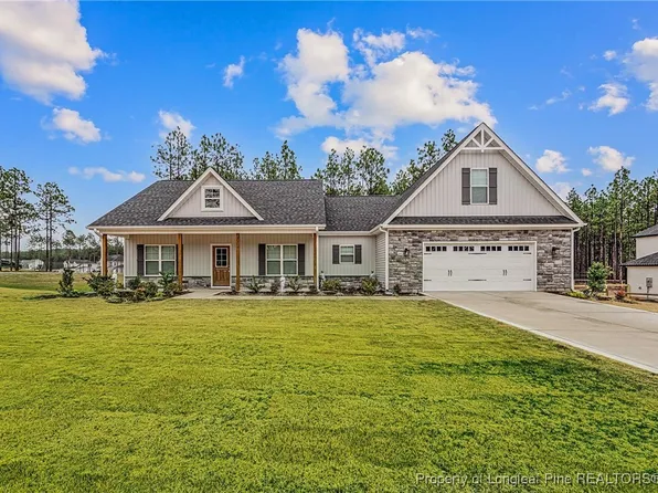 1105 Wolf Pine Ct, Fayetteville, NC 28311