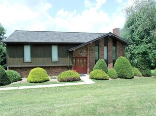 1146 Walton Rd, Jeannette, PA 15644