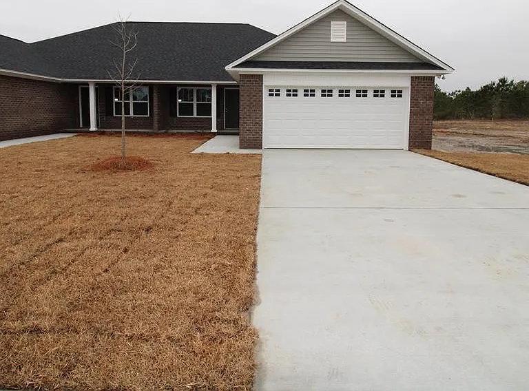 578 Brushwood Dr — Photo 1