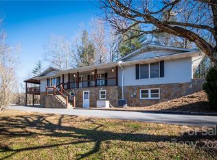 171 Dale Rd, Spruce Pine, NC 28777