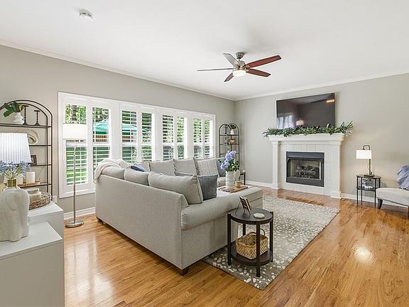 5th image of 4316 SE Seattle Slew Dr