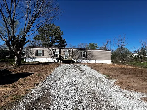 502 E Lee Photo 1
