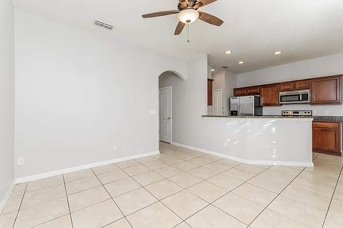 4571 Capital Blvd — Photo 10