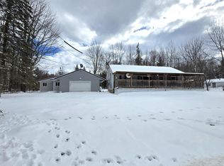 43 Main St, Roxbury, ME 04275