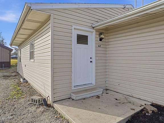 4th image of 617 W Gage St