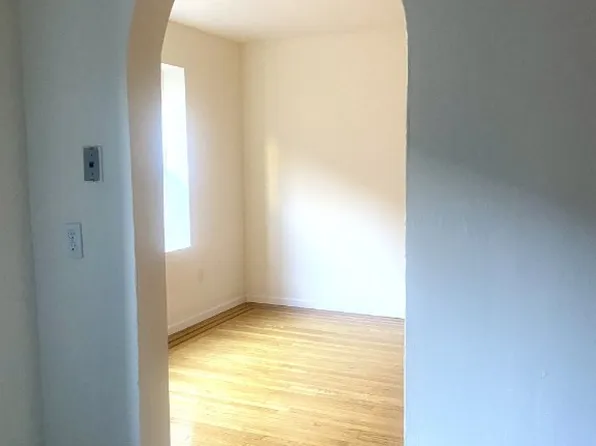 (undisclosed Address), Larchmont, NY 10538