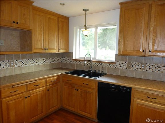 4th image of 3715 Canyon Edge Dr