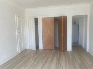 406 E 73rd St #3, Chicago, IL 60619