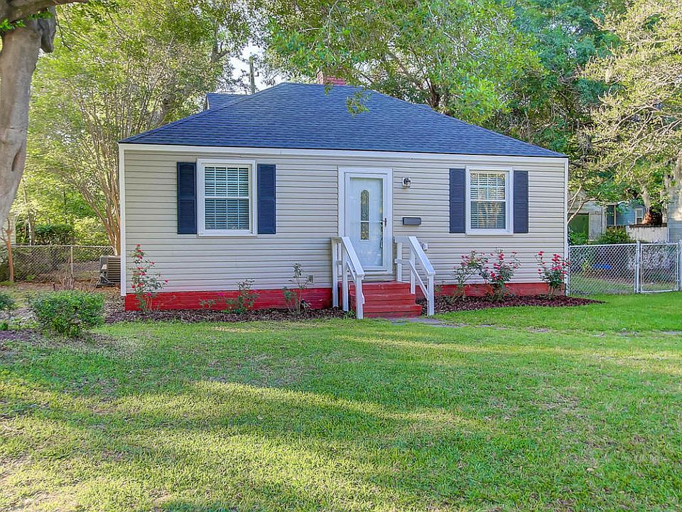 1st image of 4710 Brookside Dr