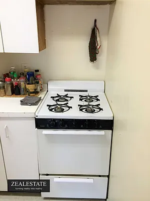 Rented by ZealEstate Group Inc | media 56