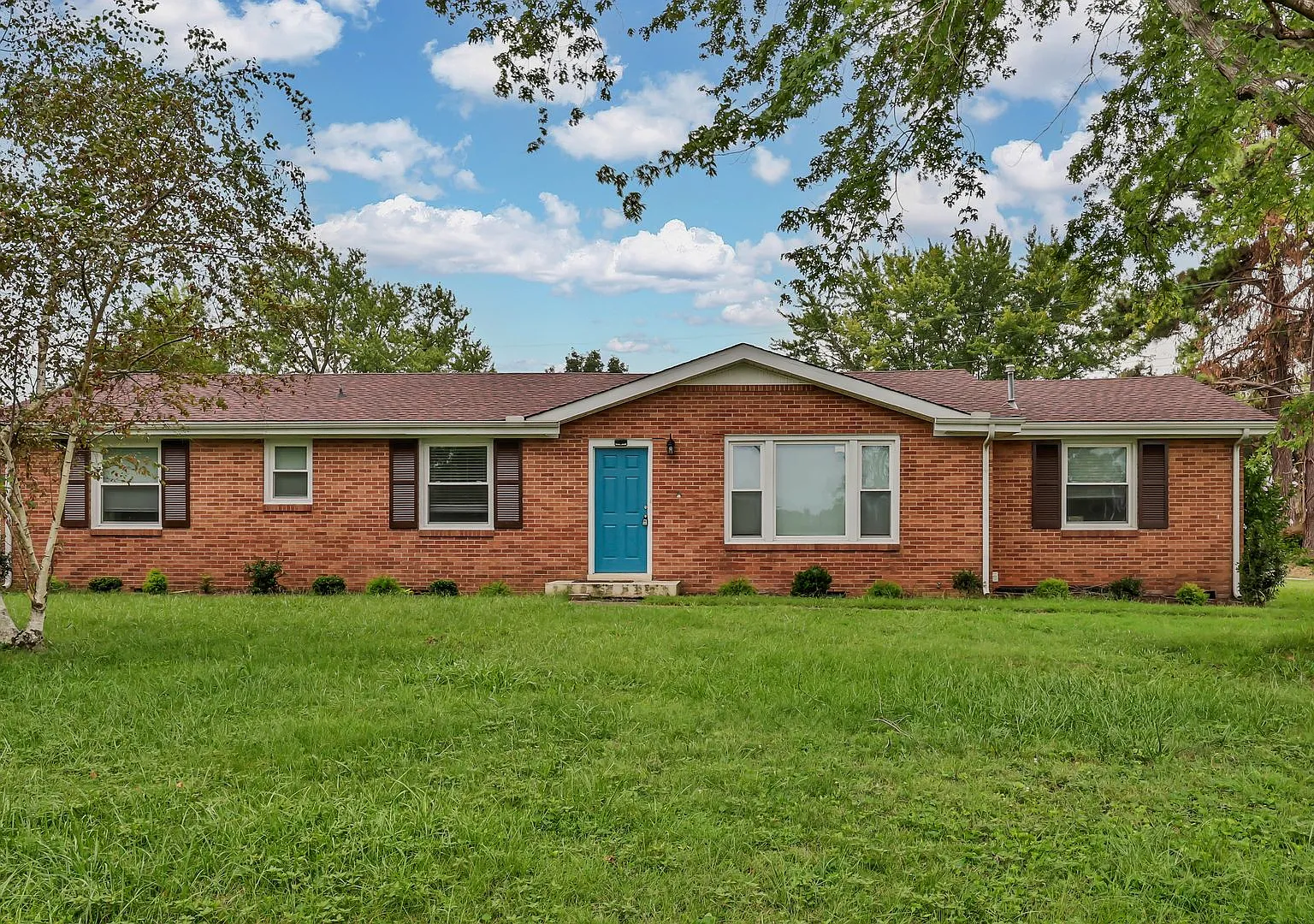 231 Alfred - Clarksville High — Photo 1