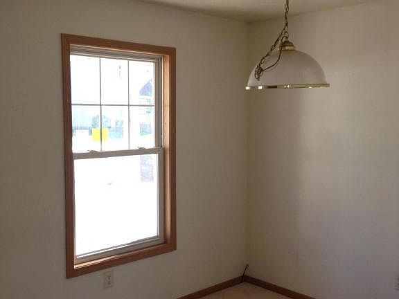 3rd image of 1101 Madison Ave SE