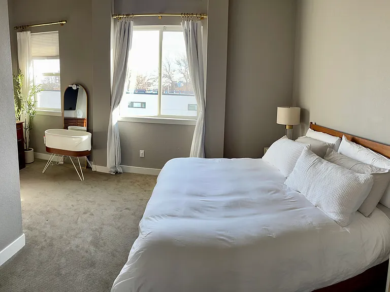 1733 Grove St #2 — Photo 33
