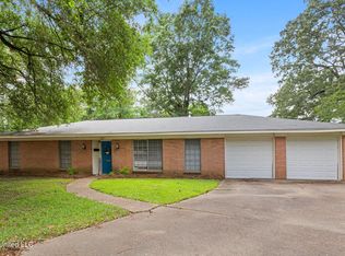 165 Beechcrest Dr, Jackson, MS 39211