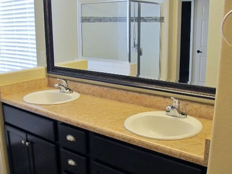 1059 Wagner Pl — Photo 30
