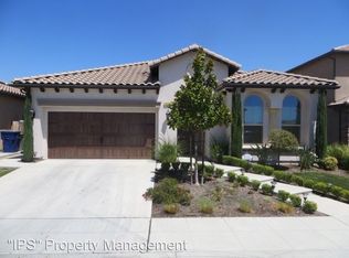 1982 E Amaryllis Ave, Fresno, CA 93730